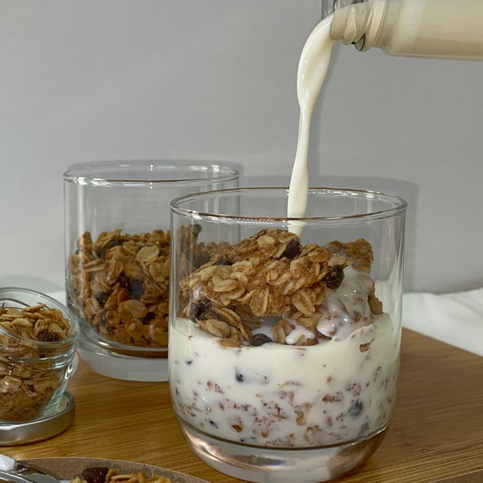 Granola with milk