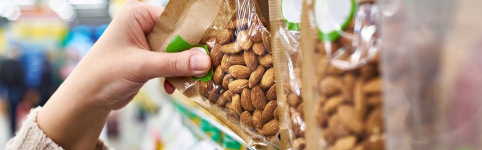Buying almonds from retail shop